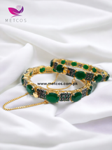 Emerald Lovers