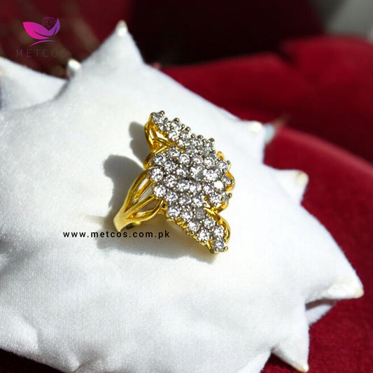 Diamond Supreme 24K gold plated ring with a raised solitaire-style American zircon