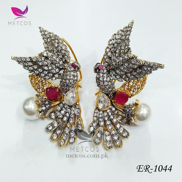 Metcos Designer Pigeon Earrings