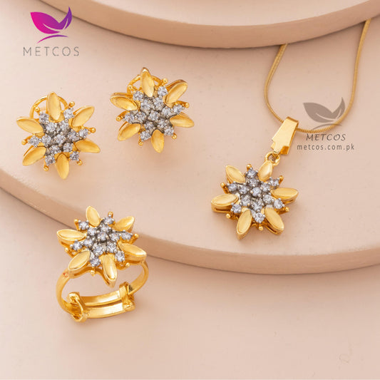 Diamond Pro pendant set in 24K gold plating with a diamond-cut centre stone, chain and matching studs