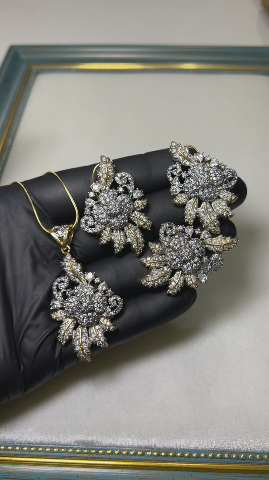 3D Flower Zirconia Locket Set
